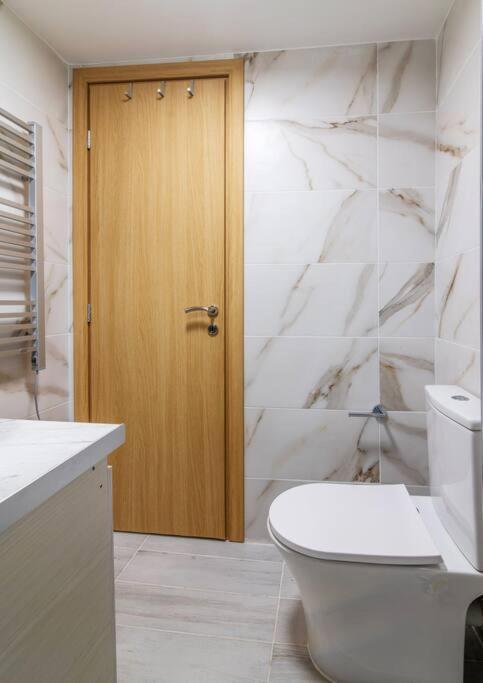 Kelly'S Urban Home - 5 Mins Walk To Acropolis アテネ エクステリア 写真