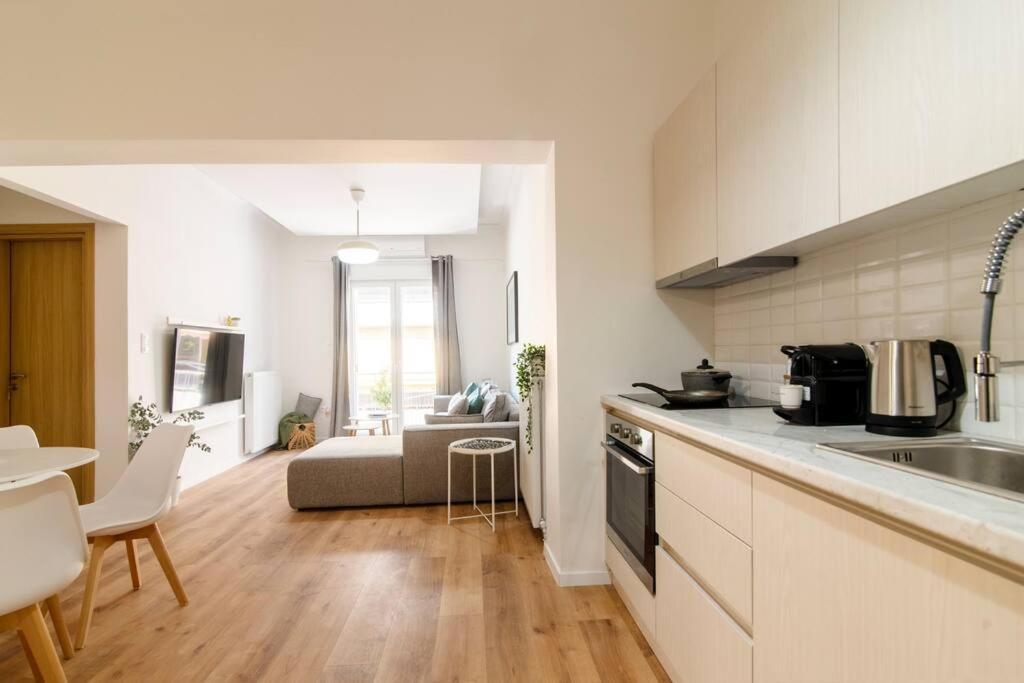 Kelly'S Urban Home - 5 Mins Walk To Acropolis アテネ エクステリア 写真